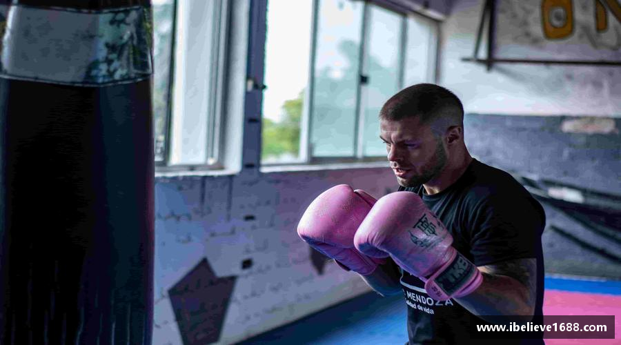 优游国际UB8汗水诠释荣耀，坚定向前